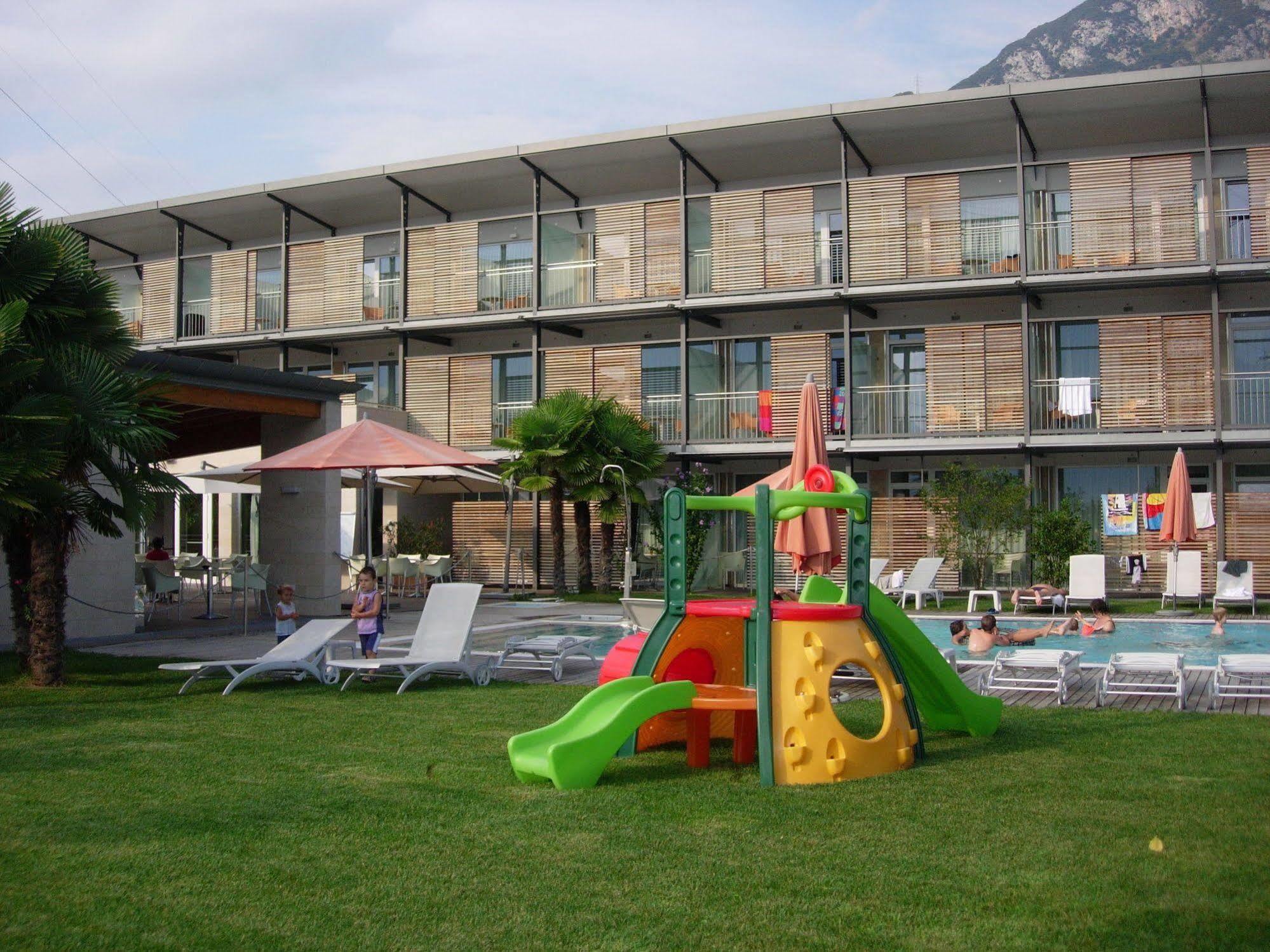 Park Hotel Il Vigneto Arco Buitenkant foto