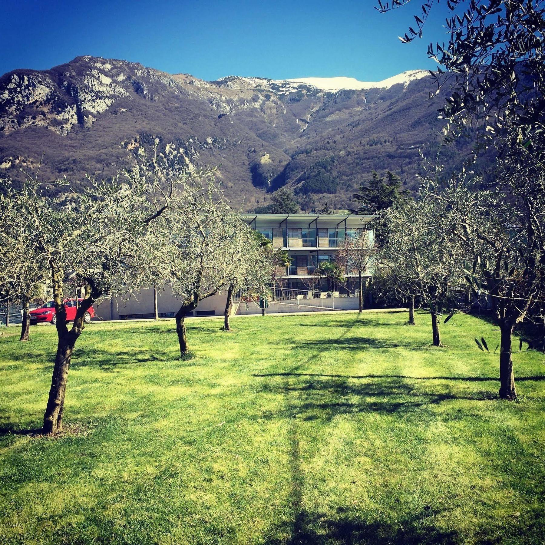 Park Hotel Il Vigneto Arco Buitenkant foto